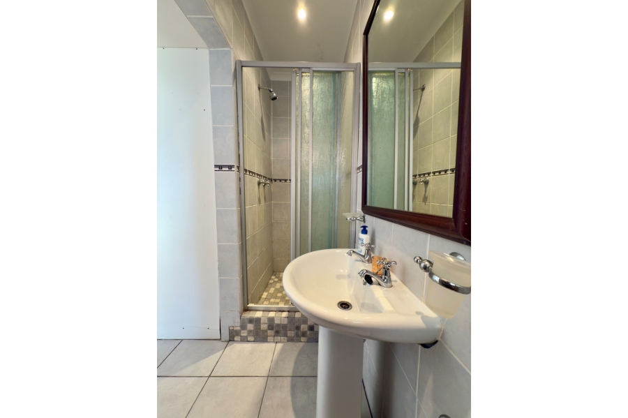 4 Bedroom Property for Sale in Kensington Western Cape
